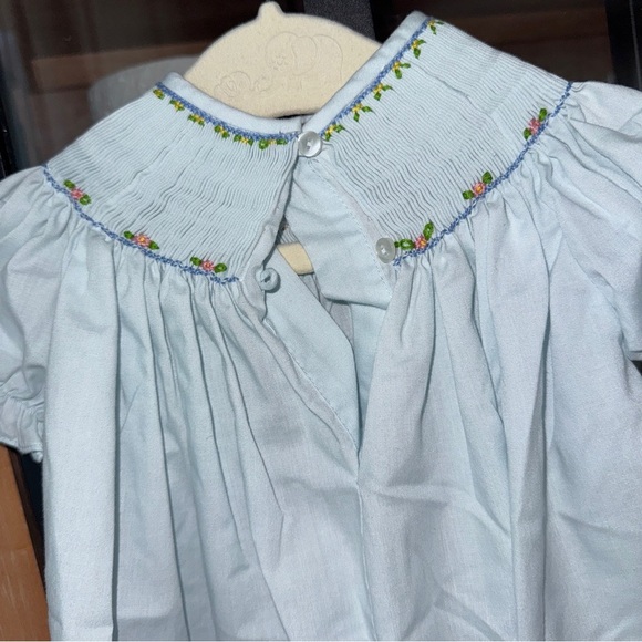 Smocked teddy bear dress embroidered short sleeve puff baby girl ruffle floral - Picture 3 of 6